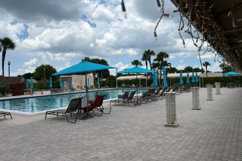 Condo in West Palm Beach, Florida, 2 bedrooms № 2192151 - photo 30