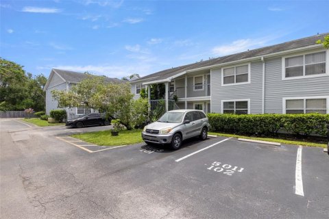 Condo in Tampa, Florida, 2 bedrooms  № 1822831 - photo 2