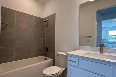 House in Englewood, Florida 2 bedrooms, 146.69 sq.m. № 2152371 - photo 7