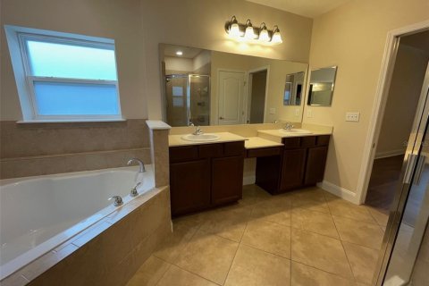Casa en venta en Gainesville, Florida, 4 dormitorios, 251.95 m2 № 1773652 - foto 11