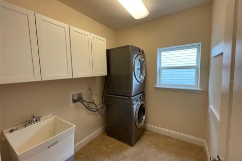 Casa en venta en Gainesville, Florida, 4 dormitorios, 251.95 m2 № 1773652 - foto 18