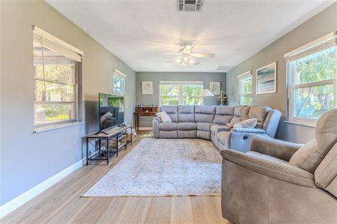 Casa en venta en Spring Hill, Florida, 2 dormitorios, 161.84 m2 № 1899155 - foto 17