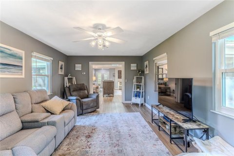 Casa en venta en Spring Hill, Florida, 2 dormitorios, 161.84 m2 № 1899155 - foto 18