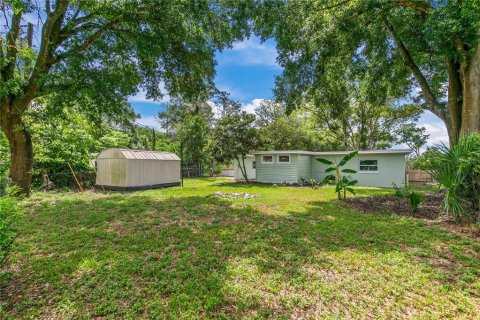 House in Apopka, Florida 3 bedrooms, 110.46 sq.m. № 2110762 - photo 22