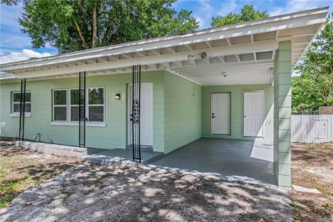 House in Apopka, Florida 3 bedrooms, 110.46 sq.m. № 2110762 - photo 3