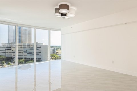 Condominio en alquiler en Fort Lauderdale, Florida, 2 dormitorios, 197.79 m2 № 2077594 - foto 11