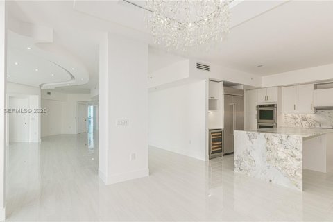 Condominio en alquiler en Fort Lauderdale, Florida, 2 dormitorios, 197.79 m2 № 2077594 - foto 8