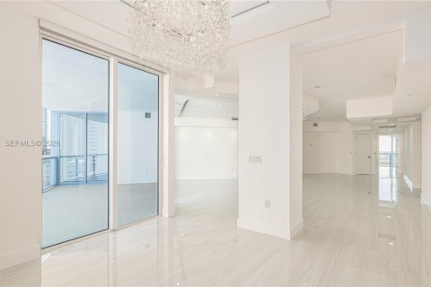 Condominio en alquiler en Fort Lauderdale, Florida, 2 dormitorios, 197.79 m2 № 2077594 - foto 7