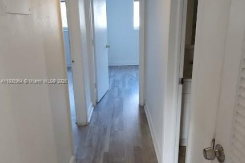 Condominio en venta en Fort Lauderdale, Florida, 2 dormitorios, 80.82 m2 № 1748830 - foto 15