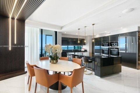 Copropriété à vendre à Sunny Isles Beach, Floride: 3 chambres, 317.26 m2 № 2018491 - photo 10
