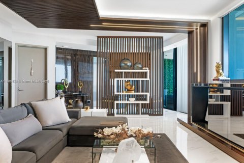 Copropriété à vendre à Sunny Isles Beach, Floride: 3 chambres, 317.26 m2 № 2018491 - photo 4