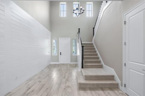 House in LAKESHORE in Winter Garden, Florida 4 bedrooms, 280.75 sq.m. № 2389124 - photo 24