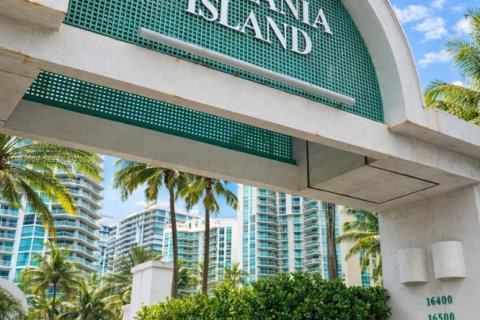 Apartamento en alquiler en Sunny Isles Beach, Florida, 2 dormitorios, 142.14 m2 № 2053133 - foto 2