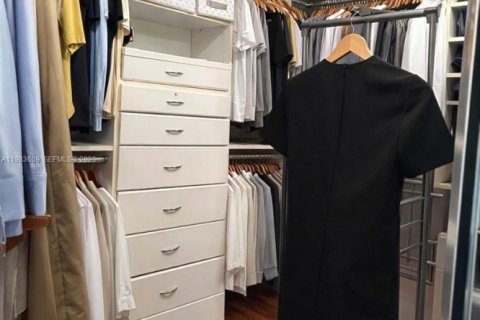 Apartamento en alquiler en Sunny Isles Beach, Florida, 2 dormitorios, 142.14 m2 № 2053133 - foto 10