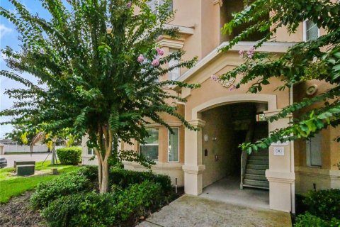 Condo in Davenport, Florida, 3 bedrooms  № 2359375