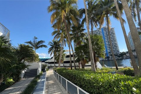 Copropriété à vendre à Fort Lauderdale, Floride: 2 chambres, 77.67 m2 № 2064388 - photo 20