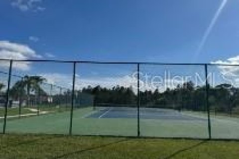Villa ou maison à louer à Poinciana, Floride: 2 chambres, 98.1 m2 № 2416639 - photo 11