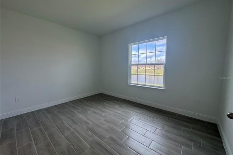 Villa ou maison à louer à Poinciana, Floride: 2 chambres, 98.1 m2 № 2416639 - photo 8