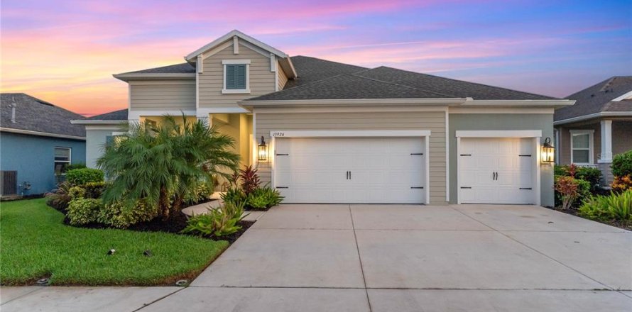 Casa en Parrish, Florida 4 dormitorios, 270.72 m2 № 1900062