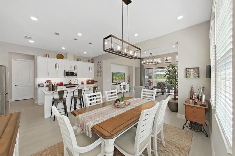 House in Wesley Chapel, Florida 2 bedrooms, 172.89 sq.m. № 1659142 - photo 15