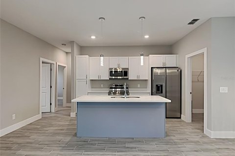 Casa en alquiler en Kissimmee, Florida, 4 dormitorios, 149.11 m2 № 2113017 - foto 9