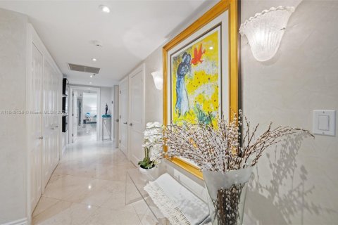 Condo in Bal Harbour, Florida, 3 bedrooms  № 1850775 - photo 3