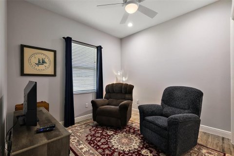 Casa en venta en Lady Lake, Florida, 3 dormitorios, 217.39 m2 № 1749410 - foto 6