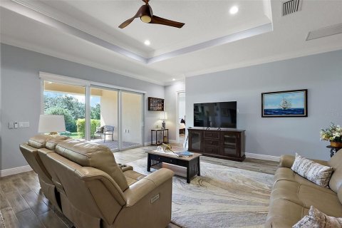 Villa ou maison à vendre à Lady Lake, Floride: 3 chambres, 217.39 m2 № 1749410 - photo 19