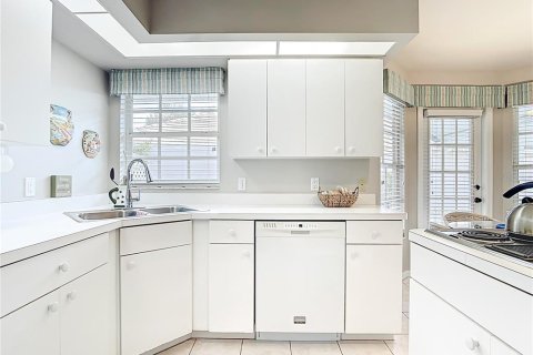 Villa ou maison à vendre à Venice, Floride: 2 chambres, 161.65 m2 № 1654370 - photo 29