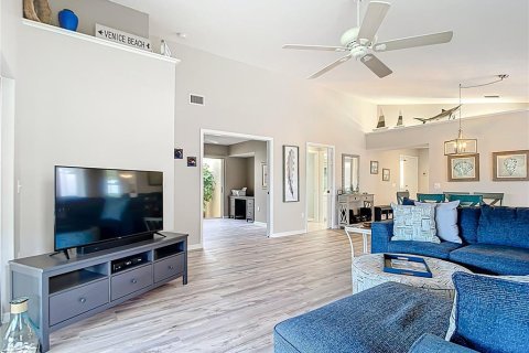 Villa ou maison à vendre à Venice, Floride: 2 chambres, 161.65 m2 № 1654370 - photo 12