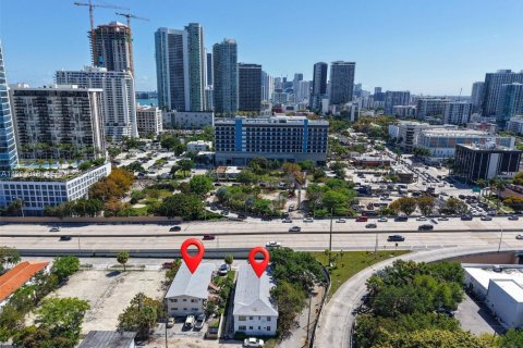Immobilier commercial à vendre à Miami, Floride № 2055692 - photo 2