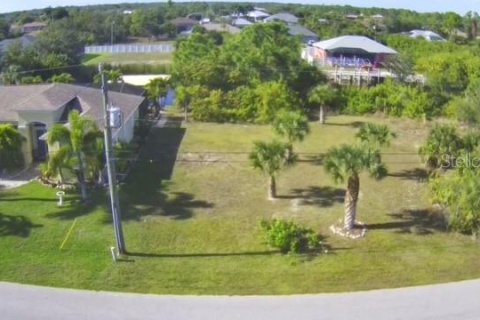 Terreno en Port Charlotte, Florida № 2104313