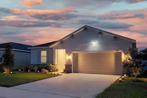House in Tavares, Florida 3 bedrooms, 147.62 sq.m. № 1670206 - photo 2