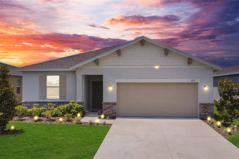 House in Tavares, Florida 3 bedrooms, 147.62 sq.m. № 1670206 - photo 1