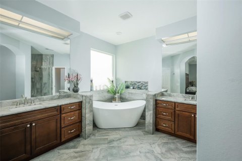 Villa ou maison à vendre à Valrico, Floride: 5 chambres, 295.62 m2 № 2223746 - photo 17