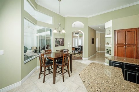 Villa ou maison à vendre à Valrico, Floride: 5 chambres, 295.62 m2 № 2223746 - photo 10