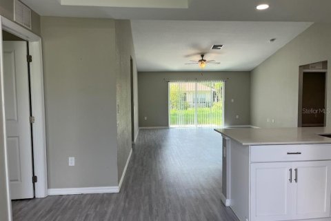 Casa en venta en North Port, Florida, 4 dormitorios, 144.18 m2 № 1797899 - foto 2