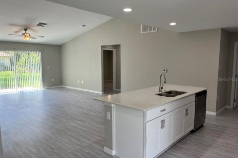 Casa en venta en North Port, Florida, 4 dormitorios, 144.18 m2 № 1797899 - foto 3
