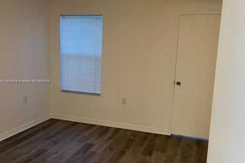 Снять в аренду кондоминиум в Уэст-Палм-Бич, Флорида 1 спальня, 67.45м2, № 1971427 - фото 16