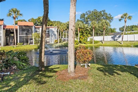Condominio en alquiler en Sarasota, Florida, 1 dormitorio, 66.33 m2 № 231556 - foto 21
