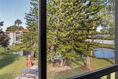 Condominio en alquiler en Sarasota, Florida, 1 dormitorio, 66.33 m2 № 231556 - foto 17