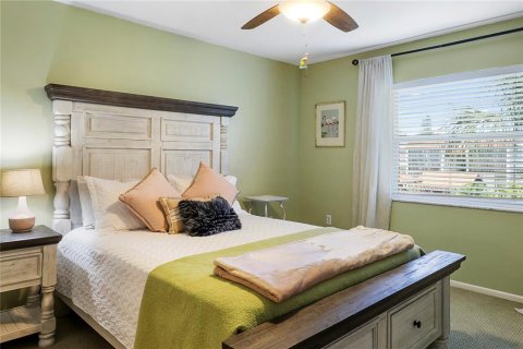 Condominio en alquiler en Sarasota, Florida, 1 dormitorio, 66.33 m2 № 231556 - foto 5