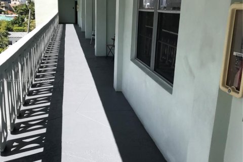 Apartamento en alquiler en Miami Beach, Florida, 1 dormitorio, 64.47 m2 № 1986278 - foto 20