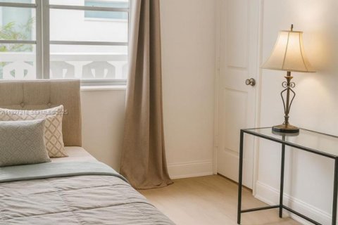 Apartamento en alquiler en Miami Beach, Florida, 1 dormitorio, 64.47 m2 № 1986278 - foto 8