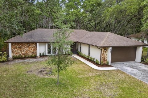 House in Safety Harbor, Florida 4 bedrooms, 205.5 sq.m. № 2126506 - photo 3
