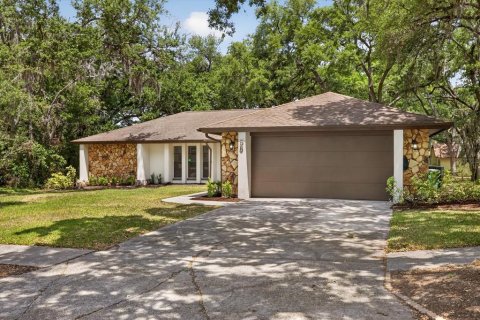 House in Safety Harbor, Florida 4 bedrooms, 205.5 sq.m. № 2126506 - photo 4