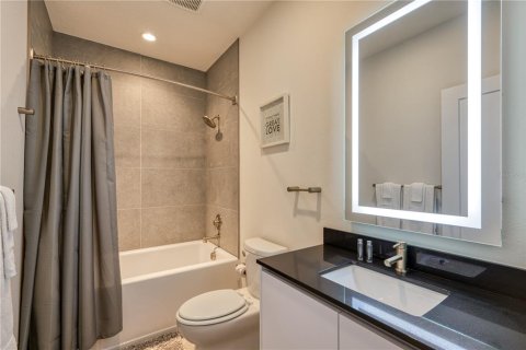 Townhouse in Clermont, Florida 4 bedrooms, 175.4 sq.m. № 1835013 - photo 6