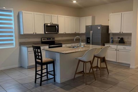 Touwnhouse à louer à Wesley Chapel, Floride: 3 chambres, 163.32 m2 № 2147451 - photo 6