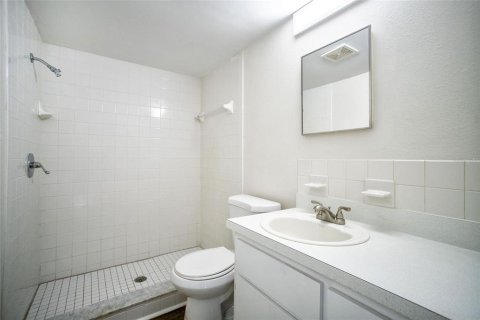 Condominio en venta en Saint Petersburg, Florida, 2 dormitorios, 82.68 m2 № 2213127 - foto 15