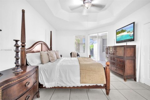 Купить виллу или дом в Майами, Флорида 4 спальни, 238.11м2, № 1990260 - фото 20